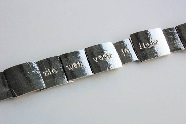 ziewatvoorjelicht_armband